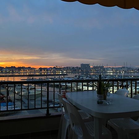 Precioso Apartamento En Primera Linea De Mar L' Escala Exterior foto
