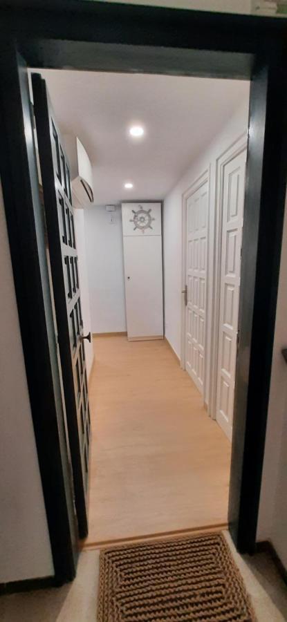 Precioso Apartamento En Primera Linea De Mar L' Escala Exterior foto