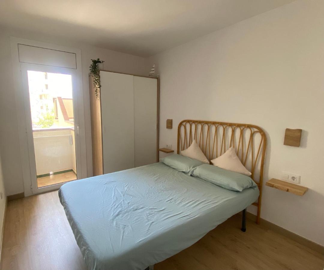 Precioso Apartamento En Primera Linea De Mar L' Escala Exterior foto